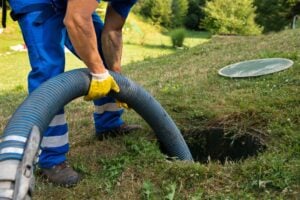 Emptying household septic tank